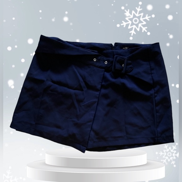 milk & honey Skirt/shorts  black Size XL polyester spandex zippers - Picture 3 of 12